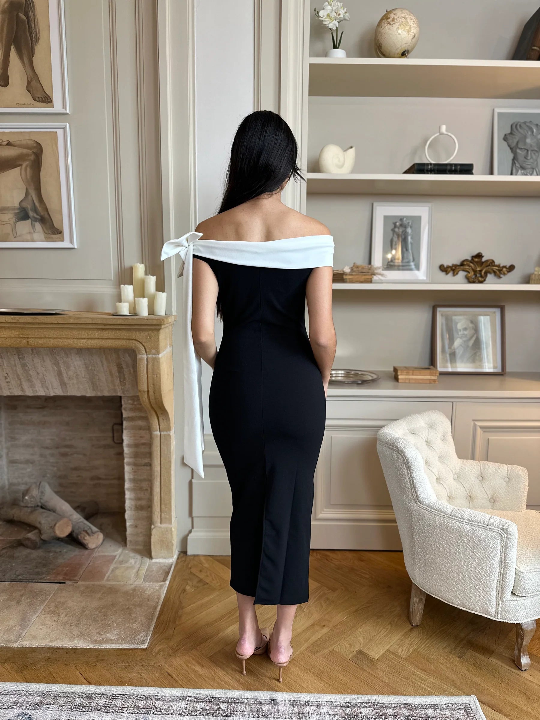 Lux – Rochia de Declarație Black Tie